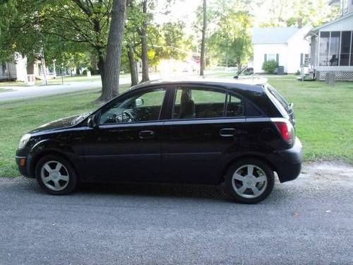 2006 kia rio5 sx hatchback 4-door 1.6l