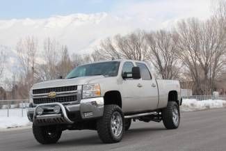 2008 chev silverado 2500hd crewcab ltz 4x4 6.6l duramax nav sunroof dvd lifted