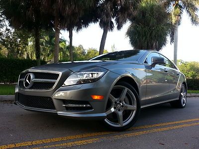 Beautiful cls550 with only 4052 miles, navi, leather, alloy wheels, and much mor