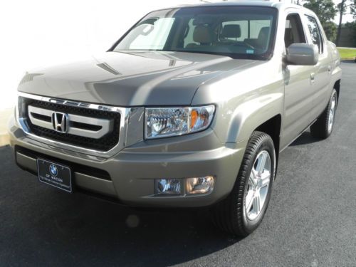 2011 honda ridgeline rtl navigation, camera, heated two roof crew cab leather