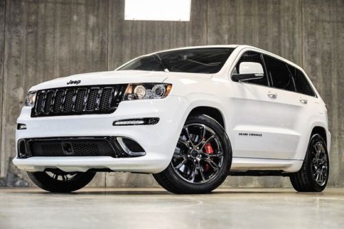 2013 jeep grand cherokee srt8! perf audio! pano! trailer! hitch! only 11k miles!