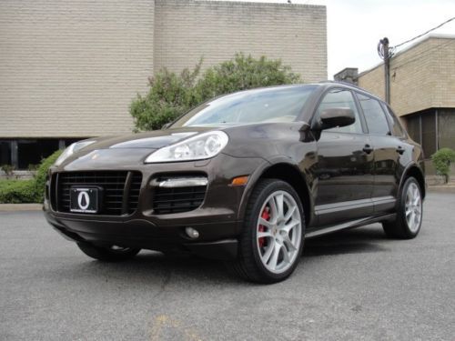 2009 porsche cayenne gts, loaded with options, just serviced