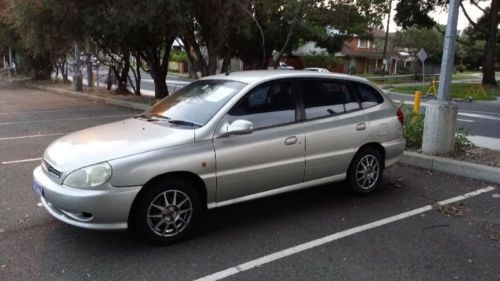 Immac 2002 kia rio hatch automatic