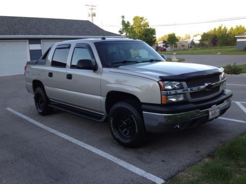 Crew cab 4x4 1500 series silver birch color newly painted! new tires and rims