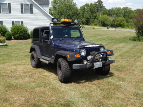 2004 right hand drive jeep wrangler  2-door 4.0l