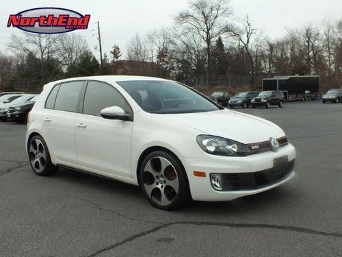 2011 volkswagen gti 4 door