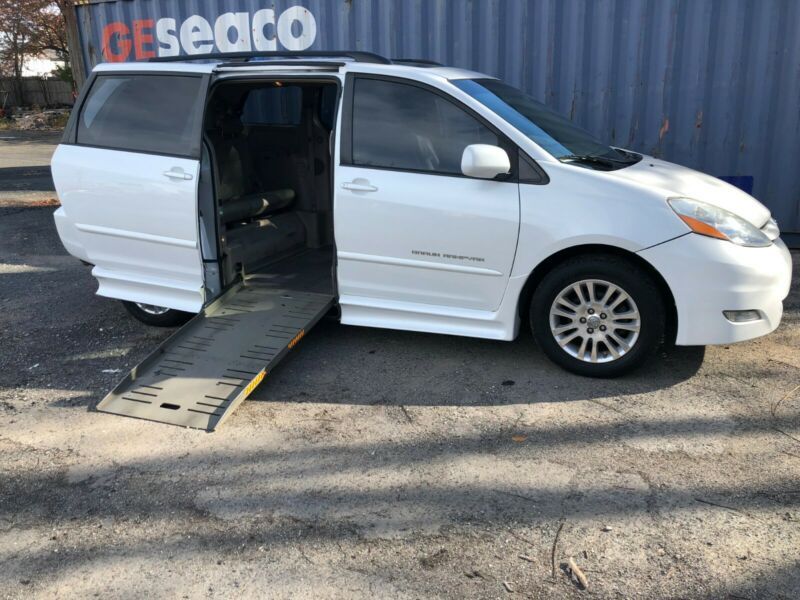 2008 toyota sienna xle