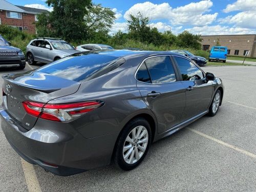 2018 toyota camry se 4dr sedan