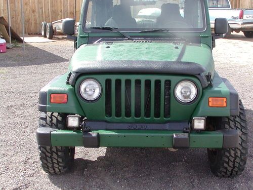 2004 jeep wrangler x sport utility 2-door 4.0l