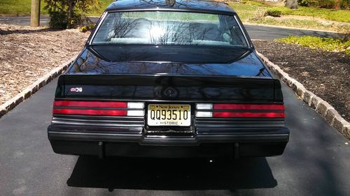 1987 buick grand national w/ gnx body package