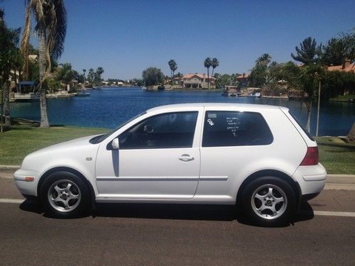 Purchase used 2000 Volkswagen Golf TDI Manual Transmission White ...