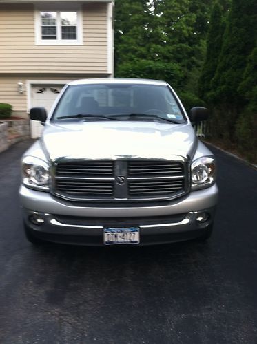 2008 dodge ram 1500 slt extended crew cab pickup 4-door 5.7l