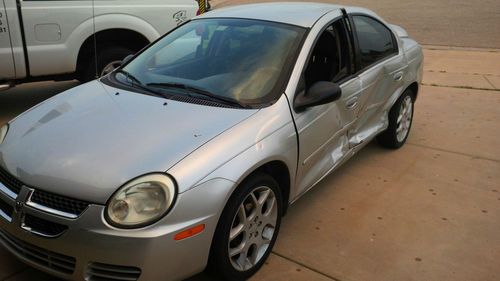 2004 dodge neon sxt sedan 4-door 2.0l