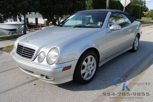 Wood steering wheel cd changer memory seats absolutely flawless!!!