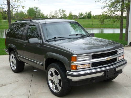 1999 chevrolet tahoe ls sport utility 2-door 5.7l