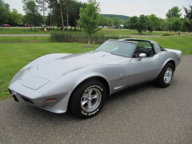 Chevrolet: corvette 2 dr sport coupe