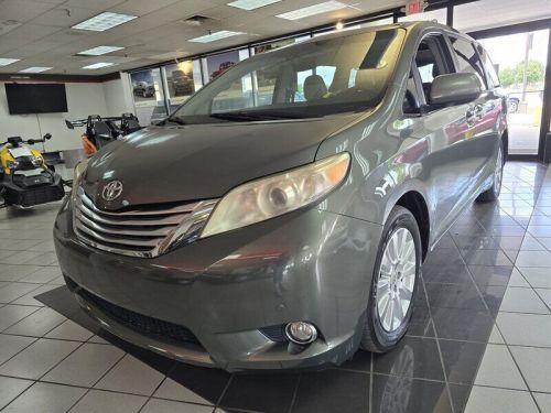 2012 sienna xle 7-passenger 4dr mini-van