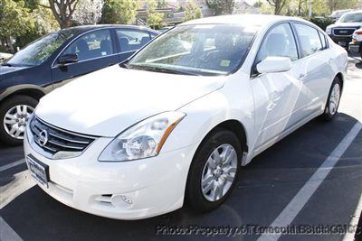 Nissan altima 2.5 s low miles 4 dr sedan cvt gasoline 2.5l i4 dohc 16v winter