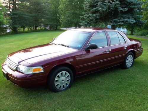 2008 ford crown victoria p71 interceptor - rare dark toreador red