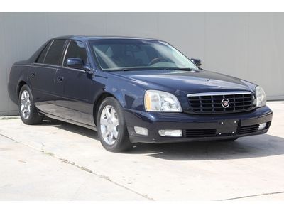 2004 cadillac dts,sunroof,navigation,dvd,heated cool seats,chrome wheels