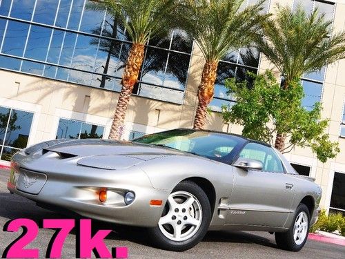 2000 pontiac firebird only 27k. actual miles super clean runs great *no reserve*