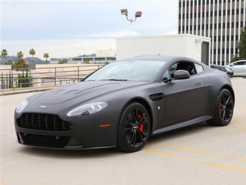 2012 aston martin v12 vantage base hatchback 2-door 6.0l