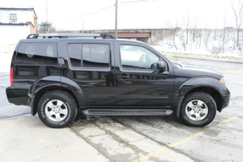 2005 nissan pathfinder se sport utility 4-door 4.0l