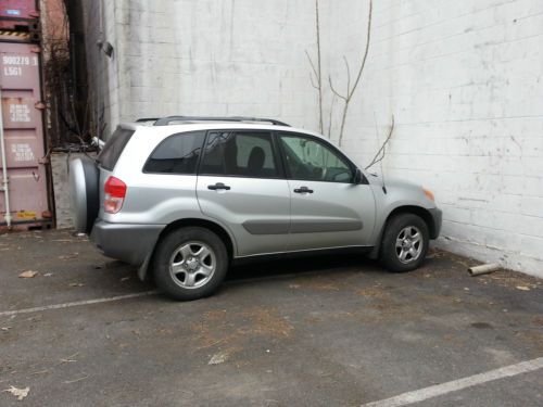 2003 toyota rav4 base sport utility 4-door 2.0l