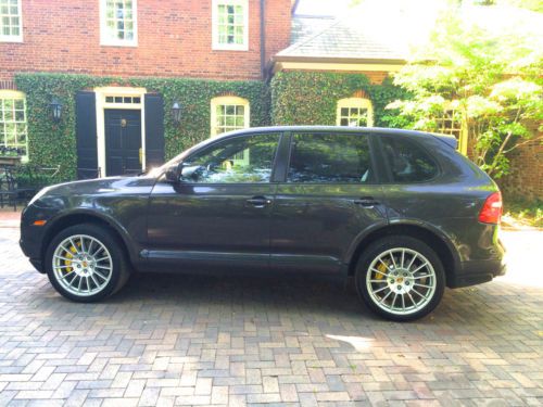 2009 porsche cayenne turbo s sport utility 4-door 4.8l