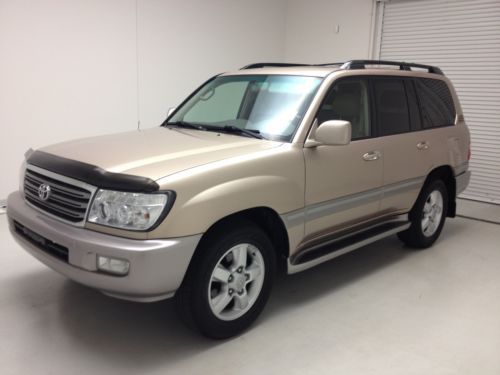 2005 toyota landcruiser  navigation, sunroof, htd lthr, rear dvd, 3rd row