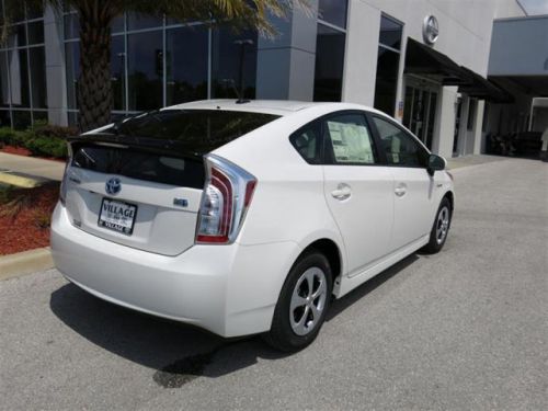 2014 toyota prius four