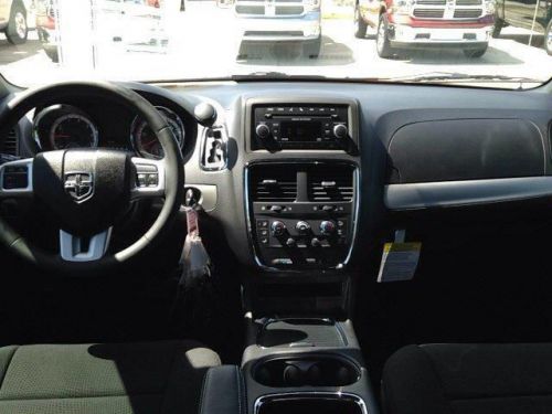 2014 dodge grand caravan sxt