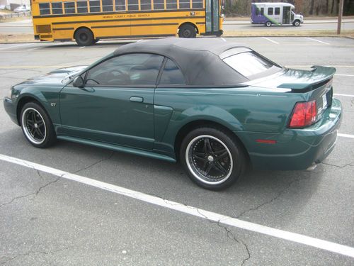 2001 mustang gt convertible