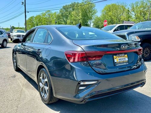 2019 kia forte lxs 4dr sedan