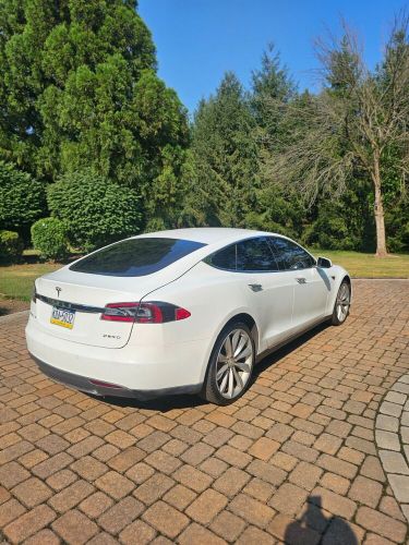 2014 tesla model s