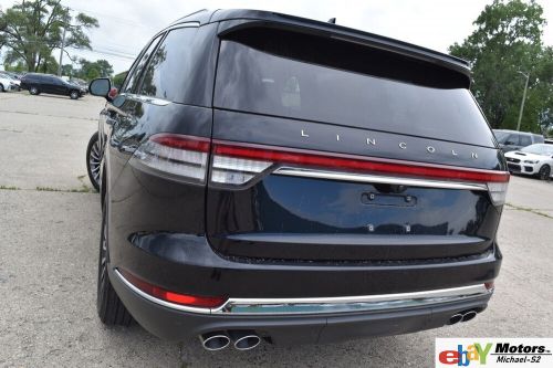 2020 lincoln aviator awd 3 row reserve-edition(top of the line)