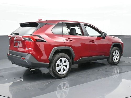 2023 toyota rav4 le