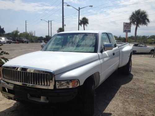 1997 dodge ram 3500 base extended cab pickup 2-door 5.9l