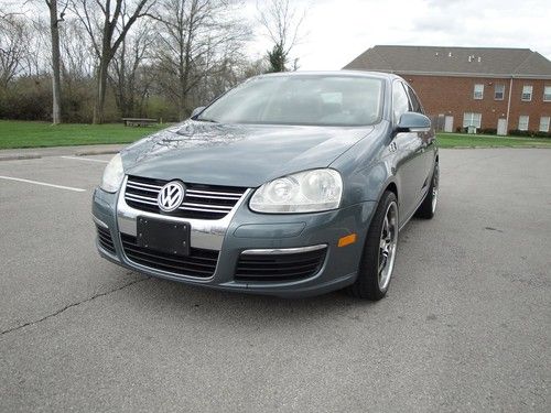 2006 vw jetta 2.5 low miles, 19 inch wheels