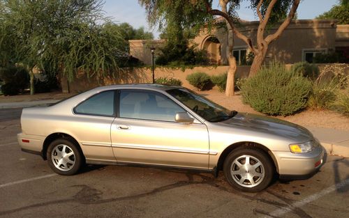 1995 honda accord ex coupe 2-door 2.2l