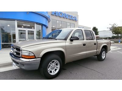 2003 dodge dakota v8 crew cab.. one owner clean carfax perfect shape