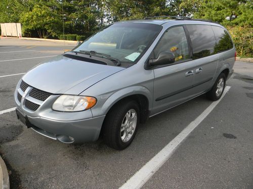 2003 dodge grand caravan sport..........4 captains /remote elec.sliders/liftgate