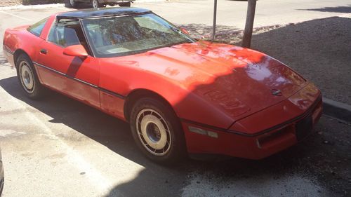 1984 chevrolet corvette base hatchback 2-door 5.7l