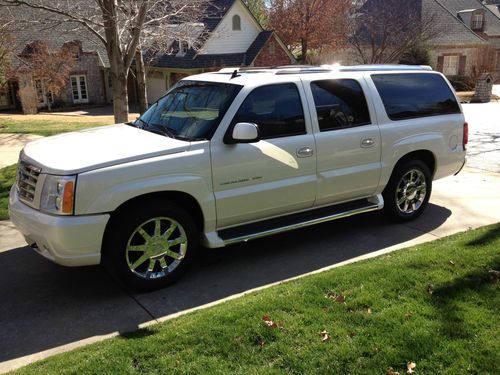 2006 one owner cadillac escalade esv platinum edition dvd 90k miles no reserve