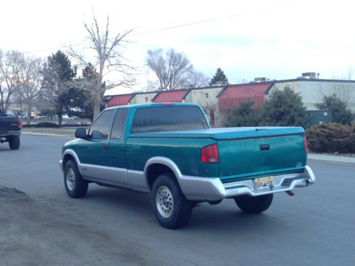 Find Used Chevy S10 Extended Cab 4x4 Automatic Ac Bed Cover 128k 43 V6 Vortec Rust Free In 2809