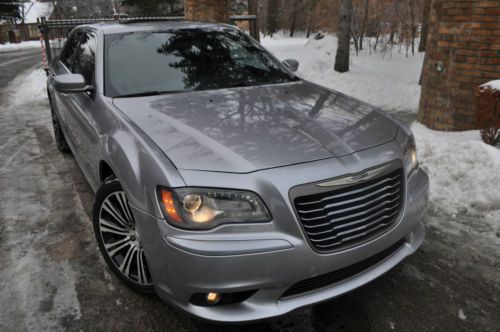 2013 300 s w/srt8 pkg.no reserve.leather/navi/heat/camera/20&#039;s/salvage/rebuilt