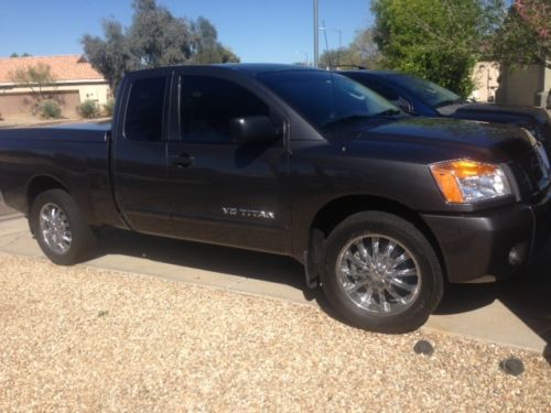 2011 nissan titan sv extended cab pickup 4-door 5.6l