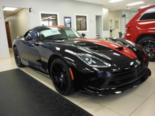 Viper srt w/red stripes &amp; red interior