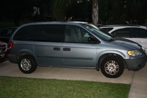 2005 dodge grand caravan se mini passenger van 4-door 3.3l