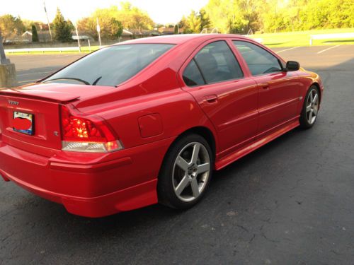 2006 volvo s60 r sedan 4-door 2.5l